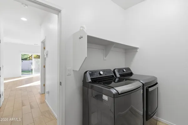 $574,900 | 627 West Kerry Lane, Phoenix, AZ 85027