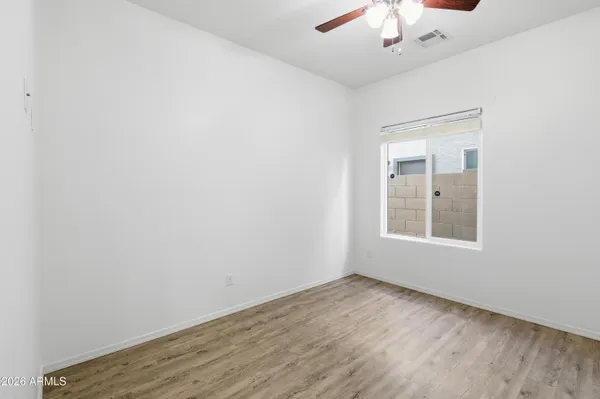 $574,900 | 627 West Kerry Lane, Phoenix, AZ 85027