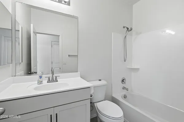 $574,900 | 627 West Kerry Lane, Phoenix, AZ 85027