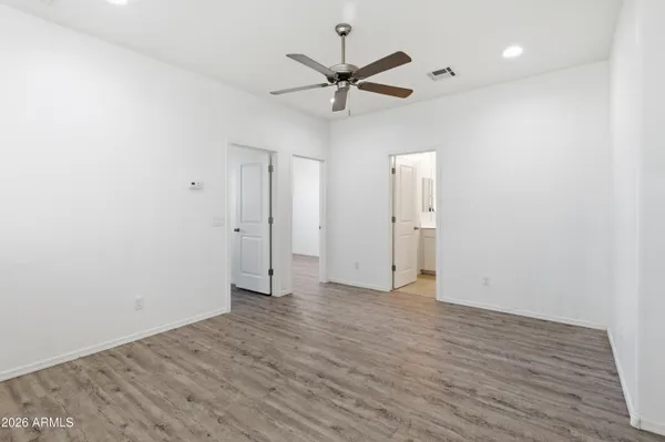 $574,900 | 627 West Kerry Lane, Phoenix, AZ 85027