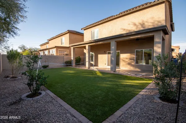 $574,900 | 627 West Kerry Lane, Phoenix, AZ 85027
