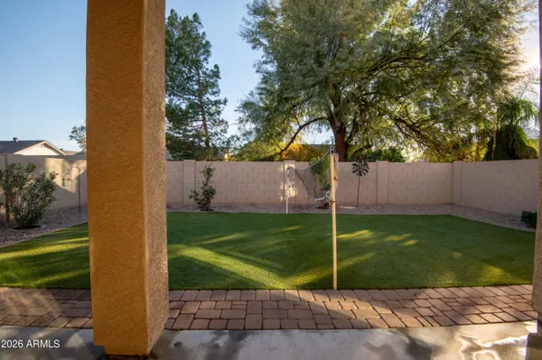 $574,900 | 627 West Kerry Lane, Phoenix, AZ 85027