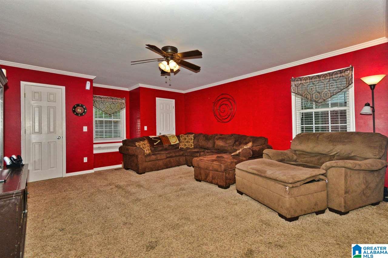 1324 4th Street Southeast Cullman, AL 35055 - Photo 3 of 17