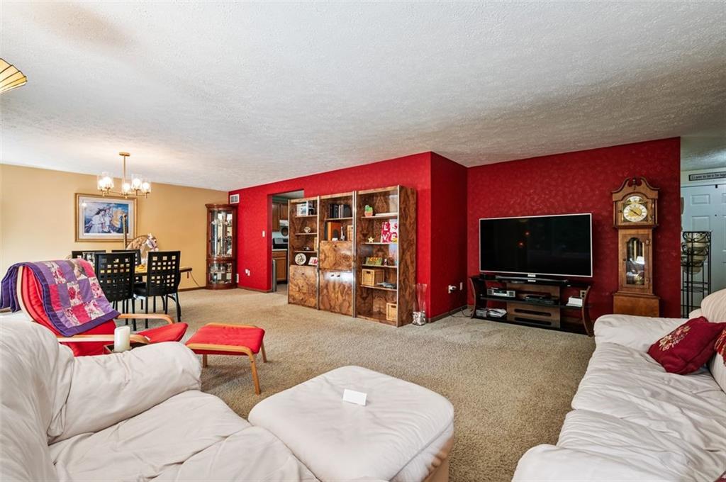2850 Edgecliff Road, Unit 7 Lower Burrell, PA 15068 - Photo 6 of 30