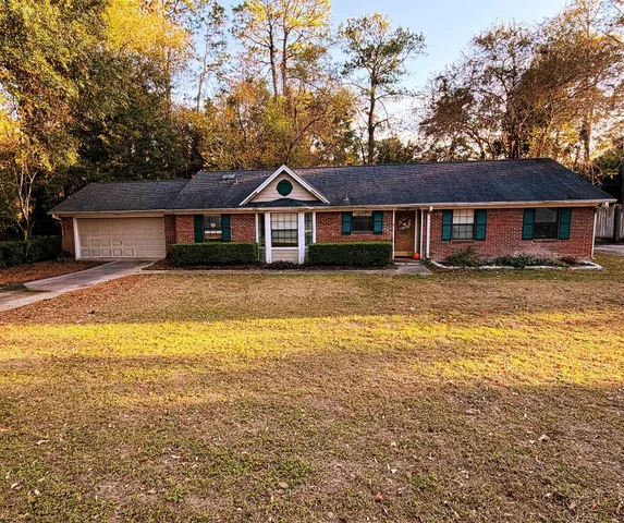 $375,000 | 3135 North Shannon Lakes Drive, Tallahassee, FL 32309