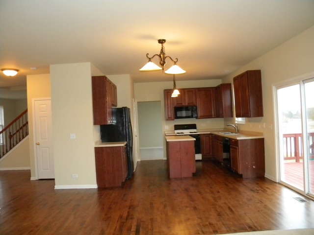 2526 Rourke Drive Aurora, IL 60503 - Photo 6 of 21