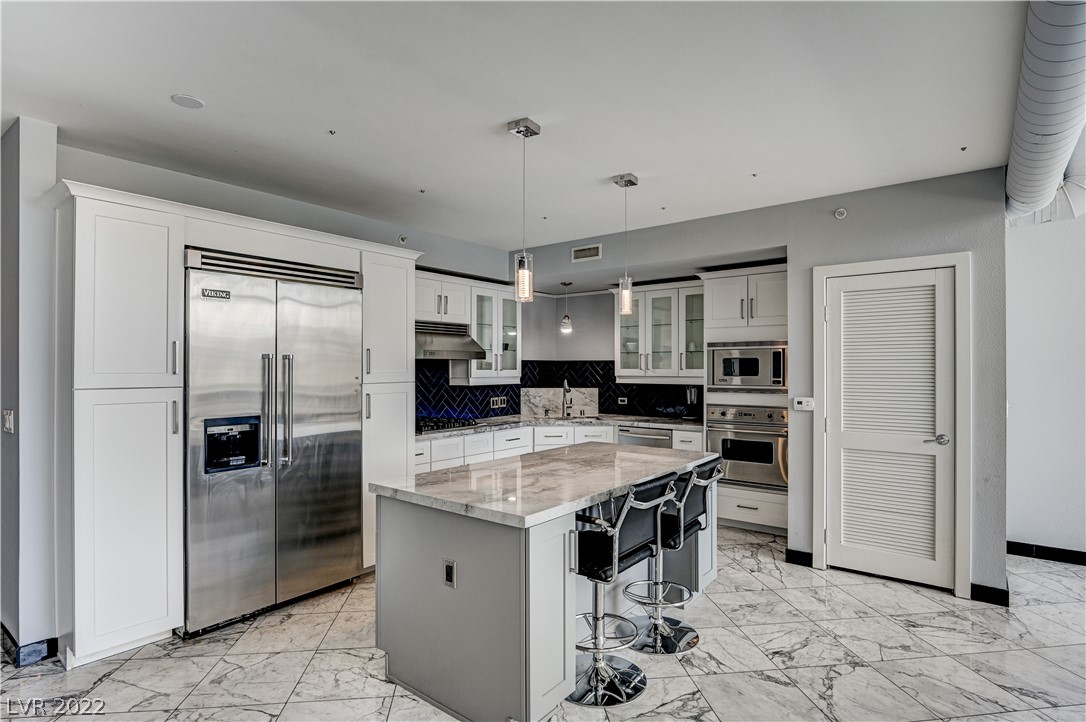 360 East Desert Inn Road, Unit 1005 Las Vegas, NV 89109 - Photo 17 of 45 Gallery Image 17