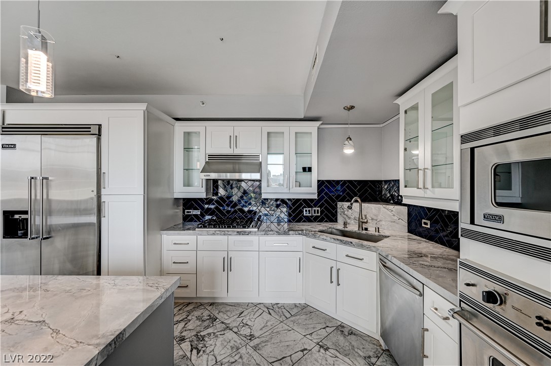 360 East Desert Inn Road, Unit 1005 Las Vegas, NV 89109 - Photo 20 of 45 Gallery Image 20