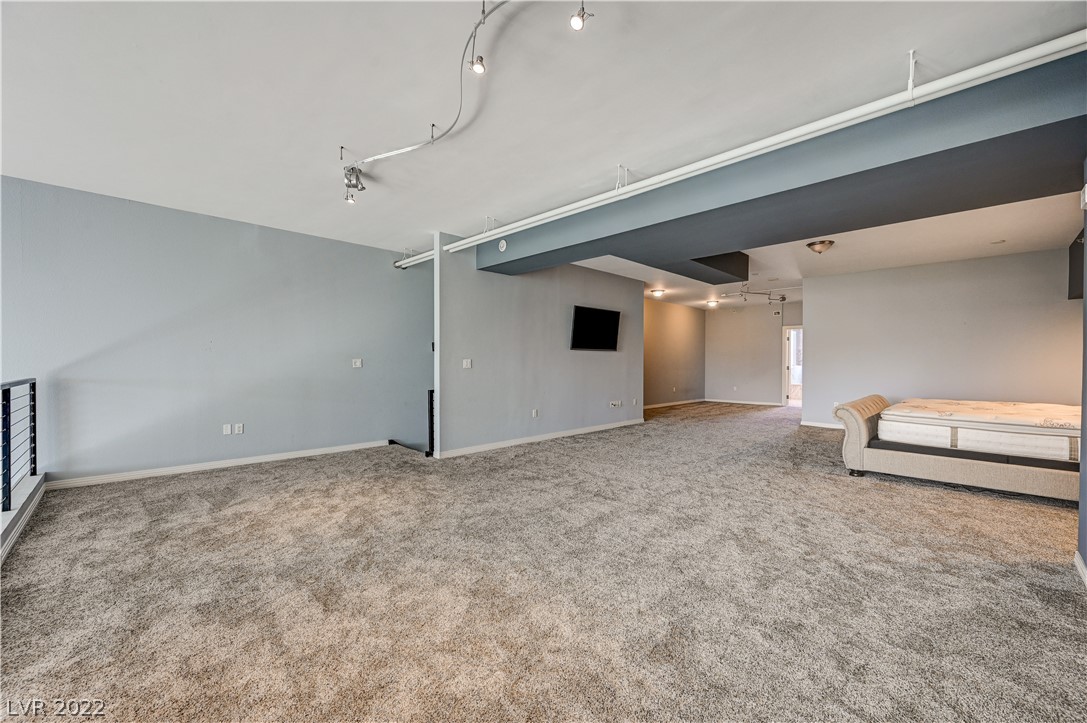 360 East Desert Inn Road, Unit 1005 Las Vegas, NV 89109 - Photo 28 of 45 Gallery Image 28