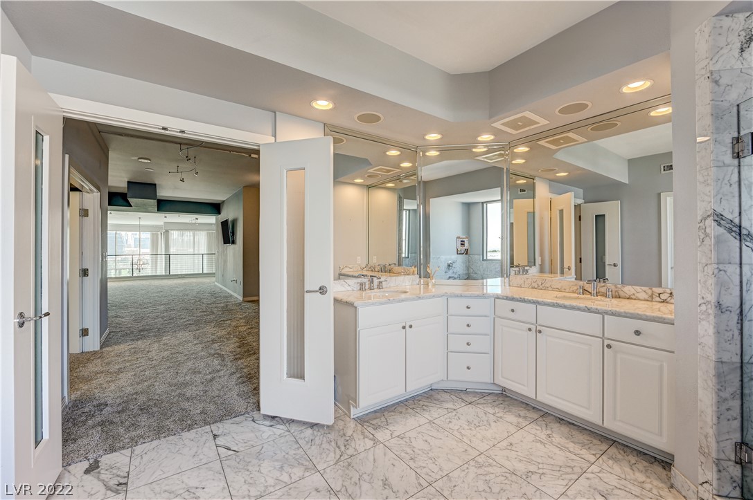 360 East Desert Inn Road, Unit 1005 Las Vegas, NV 89109 - Photo 35 of 45 Gallery Image 35