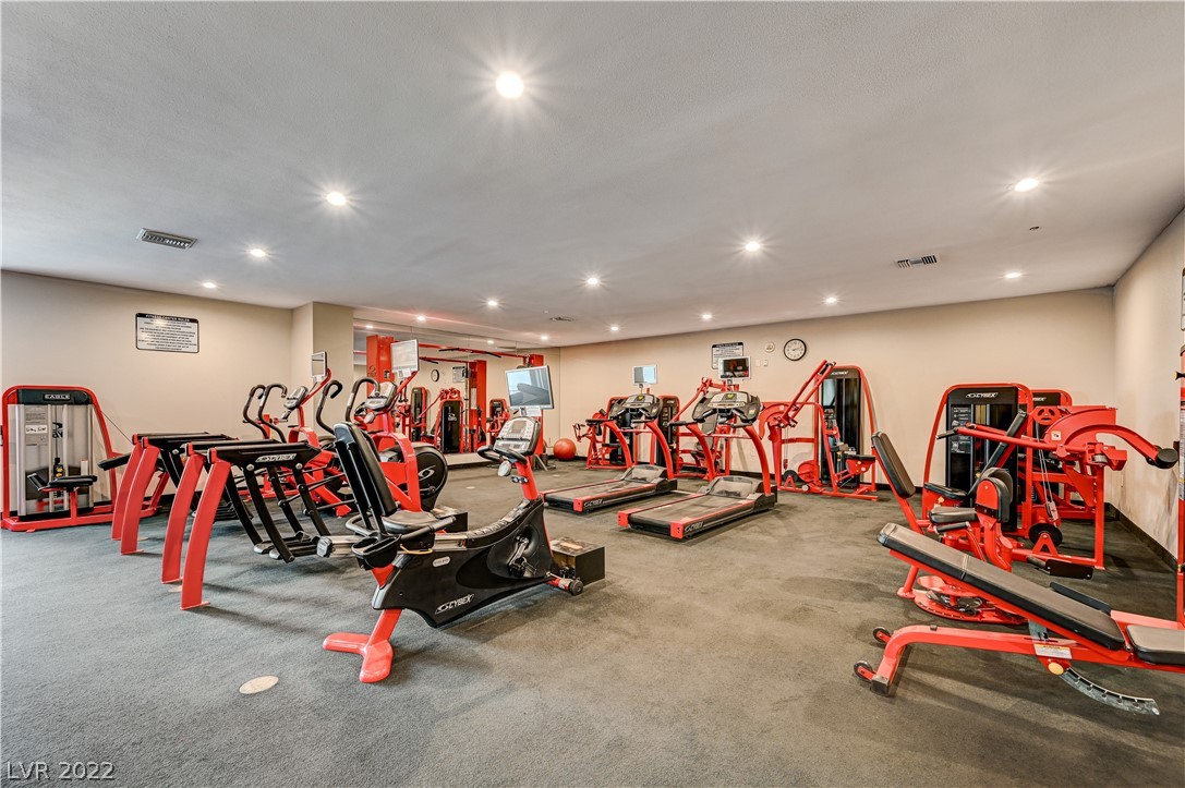 360 East Desert Inn Road, Unit 1005 Las Vegas, NV 89109 - Photo 43 of 45 Gallery Image 43