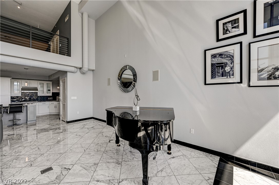 360 East Desert Inn Road, Unit 1005 Las Vegas, NV 89109 - Photo 10 of 45 Gallery Image 10