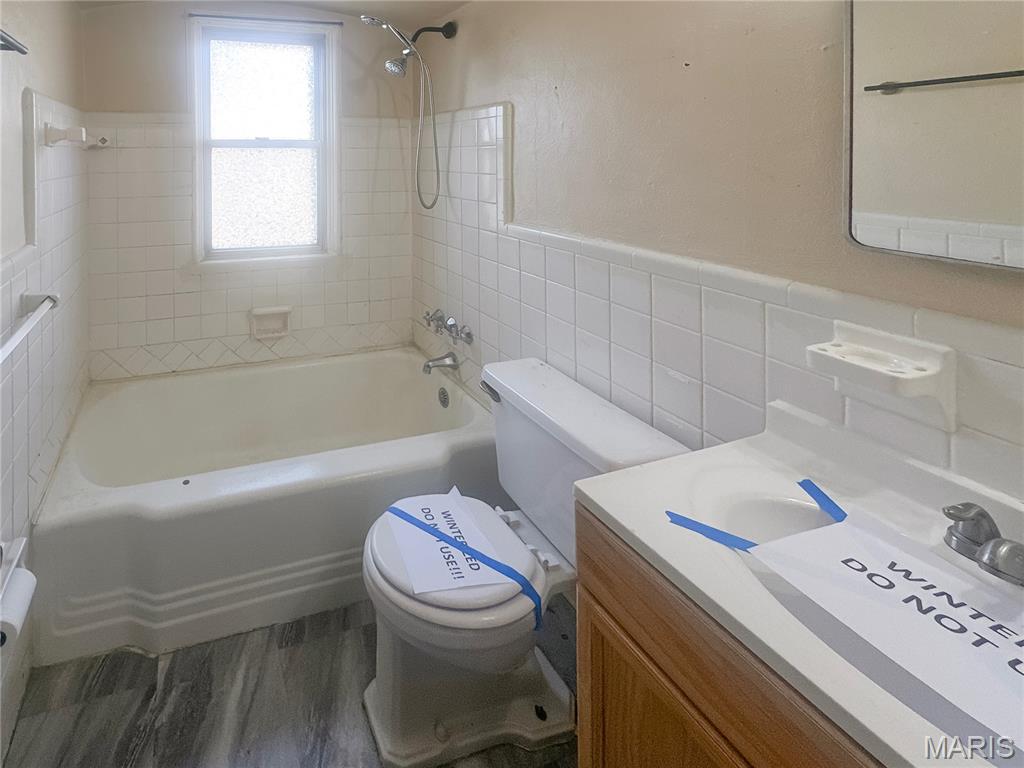 237 South Barat Avenue Ferguson, MO 63135 - Photo 9 of 16