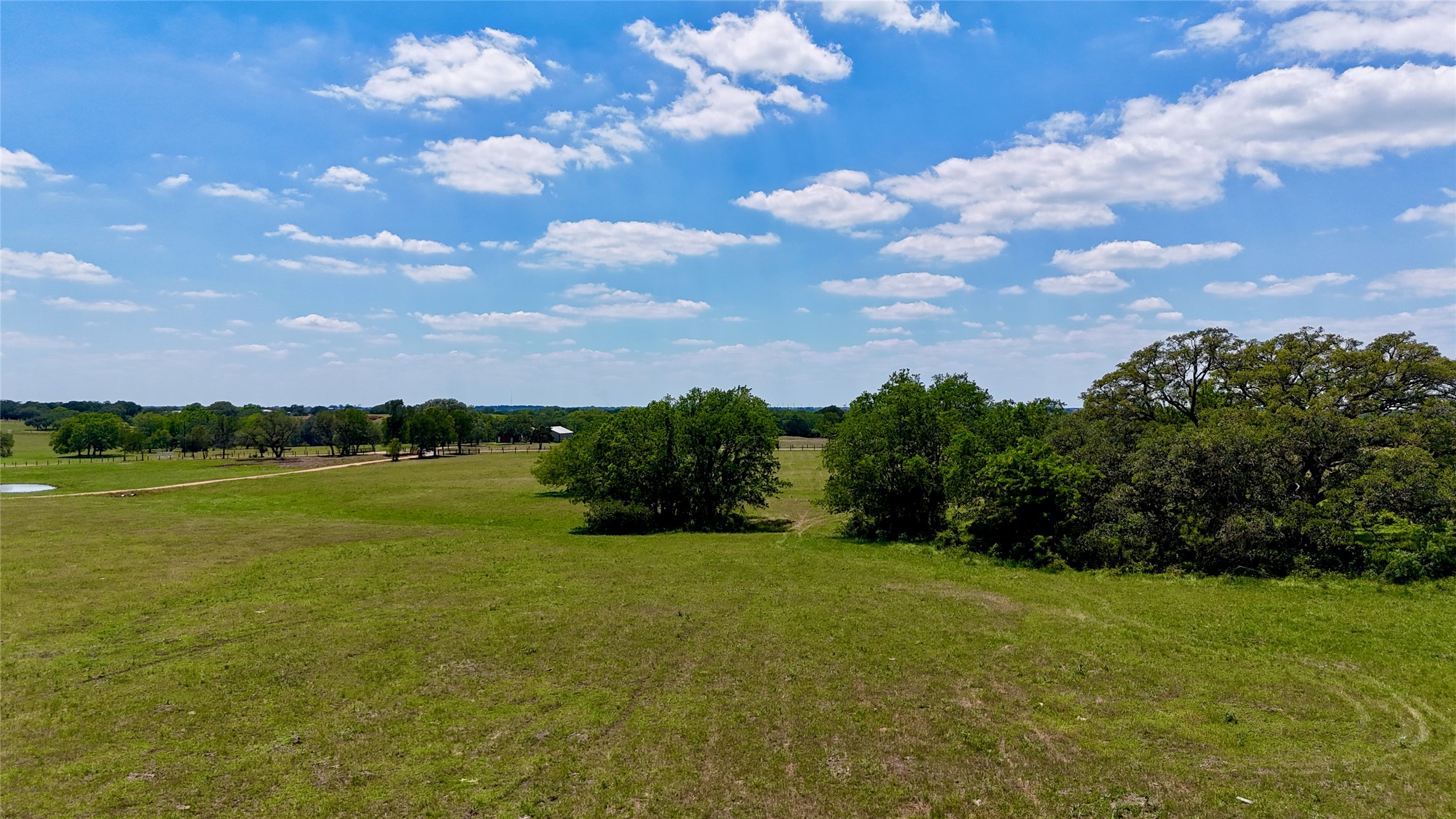 2072 Langdon Road Weimar, TX 78962 - Photo 4 of 18