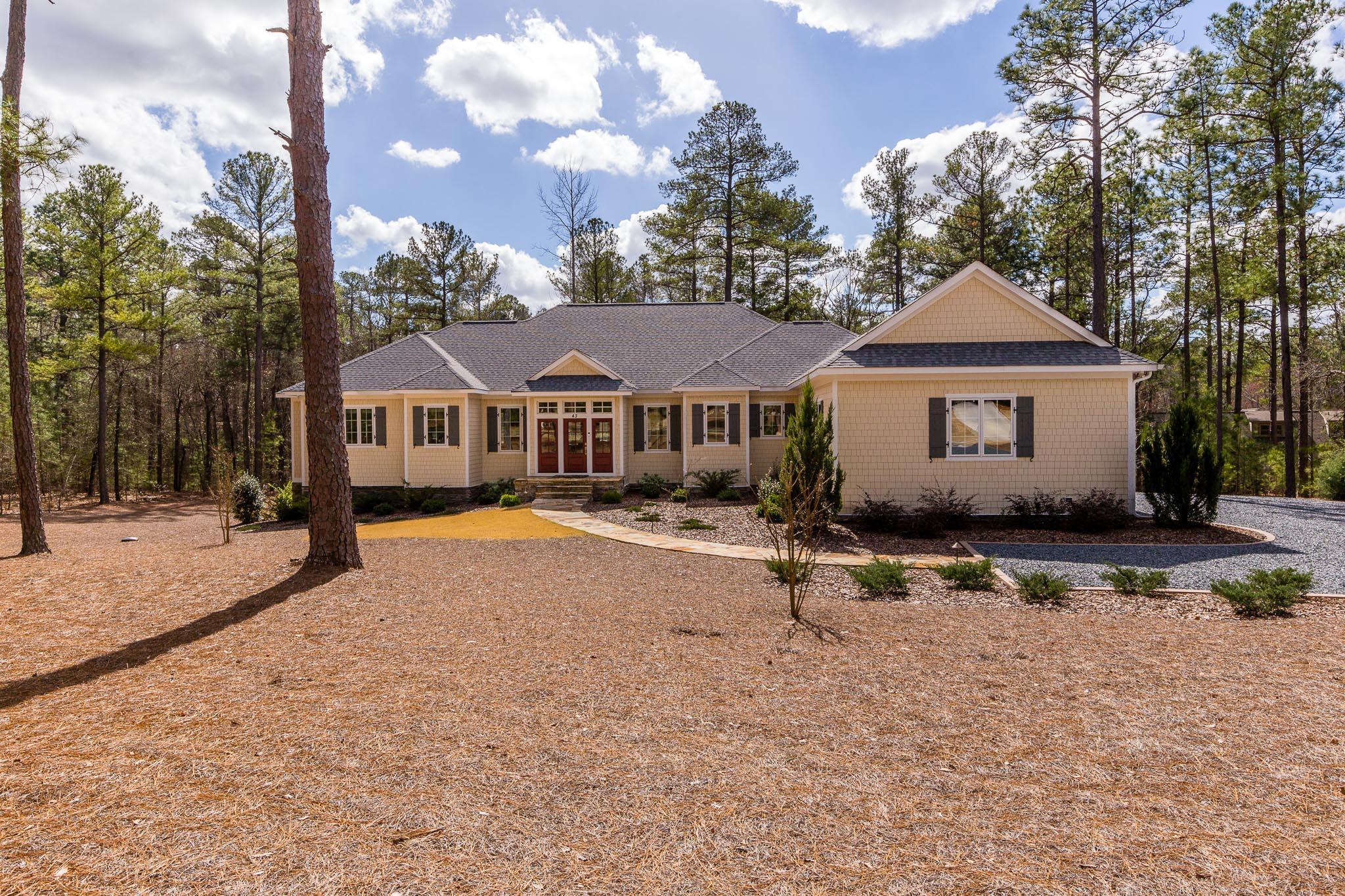 43 Ridgeland Street Pinehurst, NC 28374 - Photo 1 of 46 43forestcreek-2044