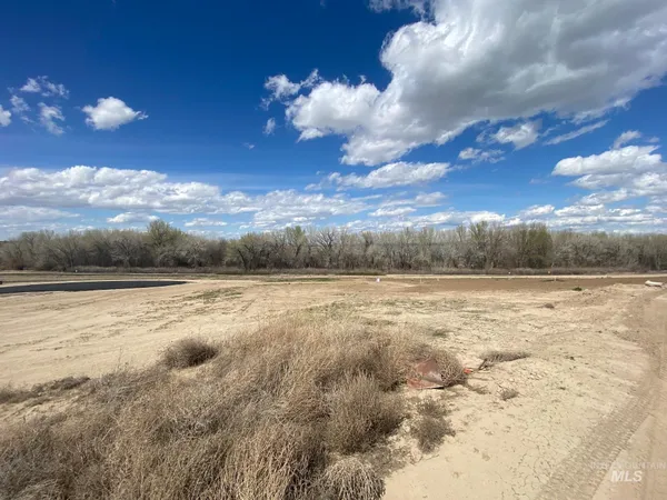 $325,000 | 9 Caldwell Id 83607, Caldwell, ID 83607