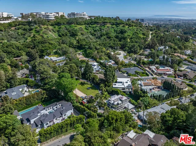 $110,000 | 1000 North Norman Place, Los Angeles, CA 90049