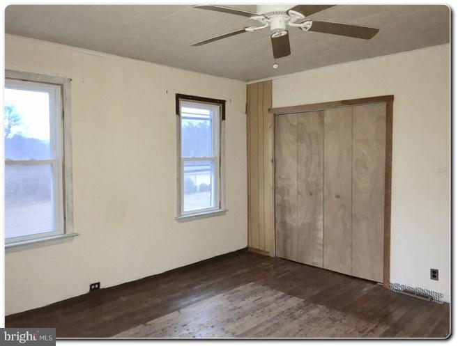 30 Station Road Leesburg, NJ 08327 - Photo 5 of 10