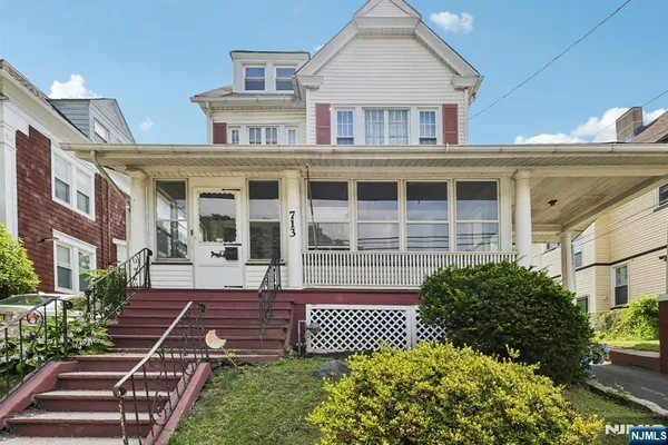 $599,900 | 711-713 Degraw Avenue, Newark, NJ 07104