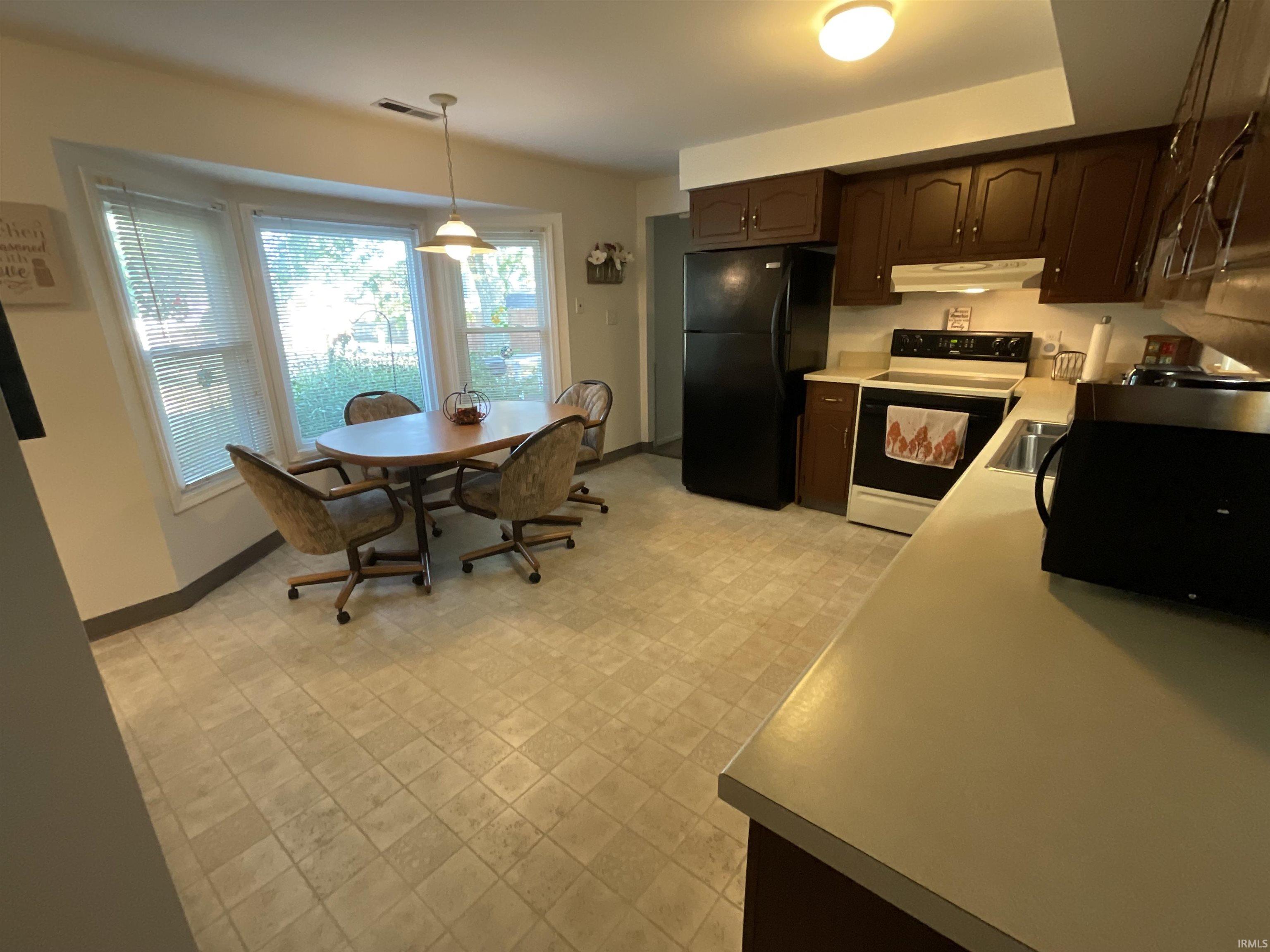 132 Ridgeview Place Bluffton, IN 46714 - Photo 7 of 18 Gallery Image 7