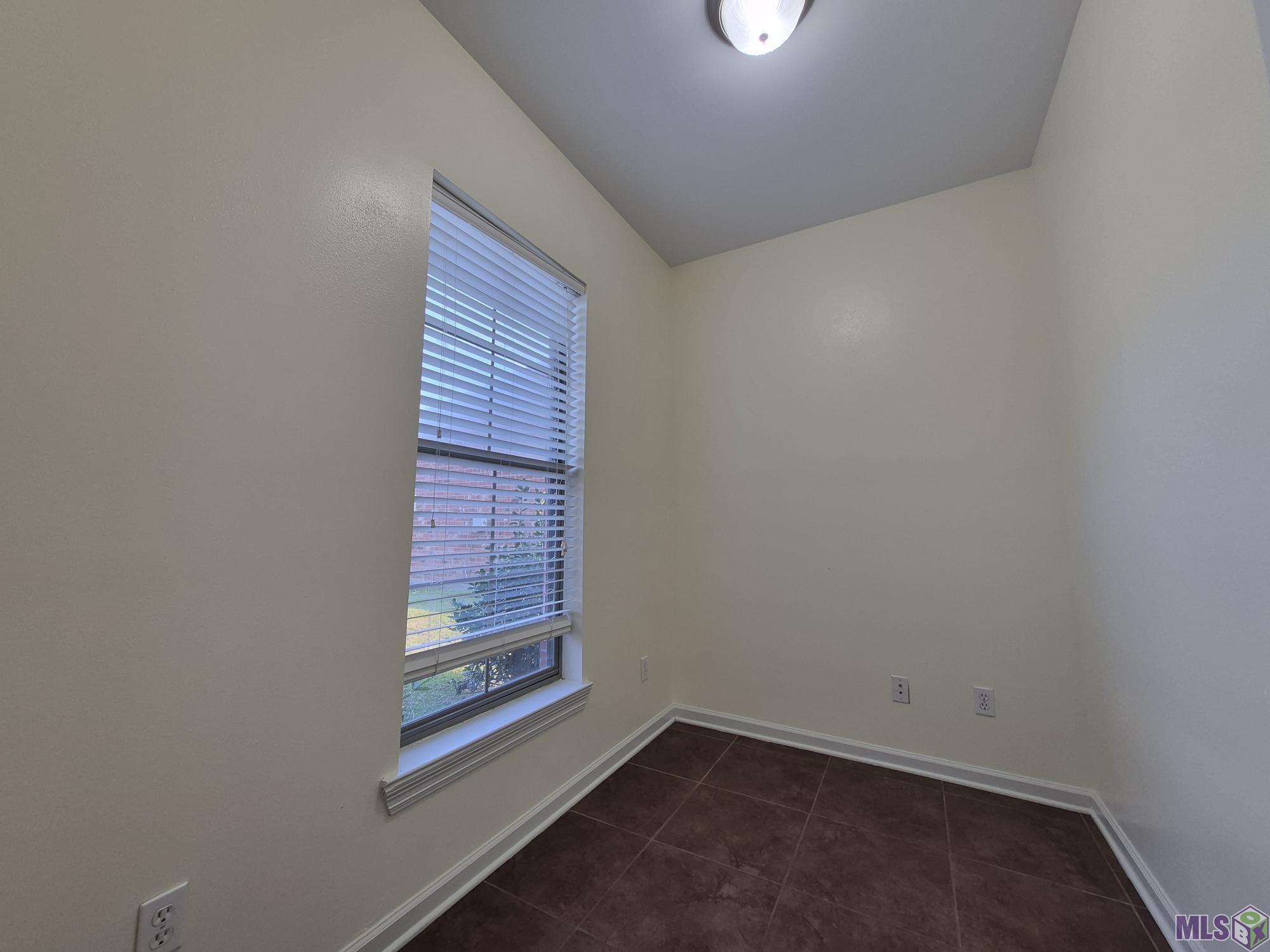 8952 Westlake Avenue Baton Rouge, LA 70810 - Photo 3 of 19