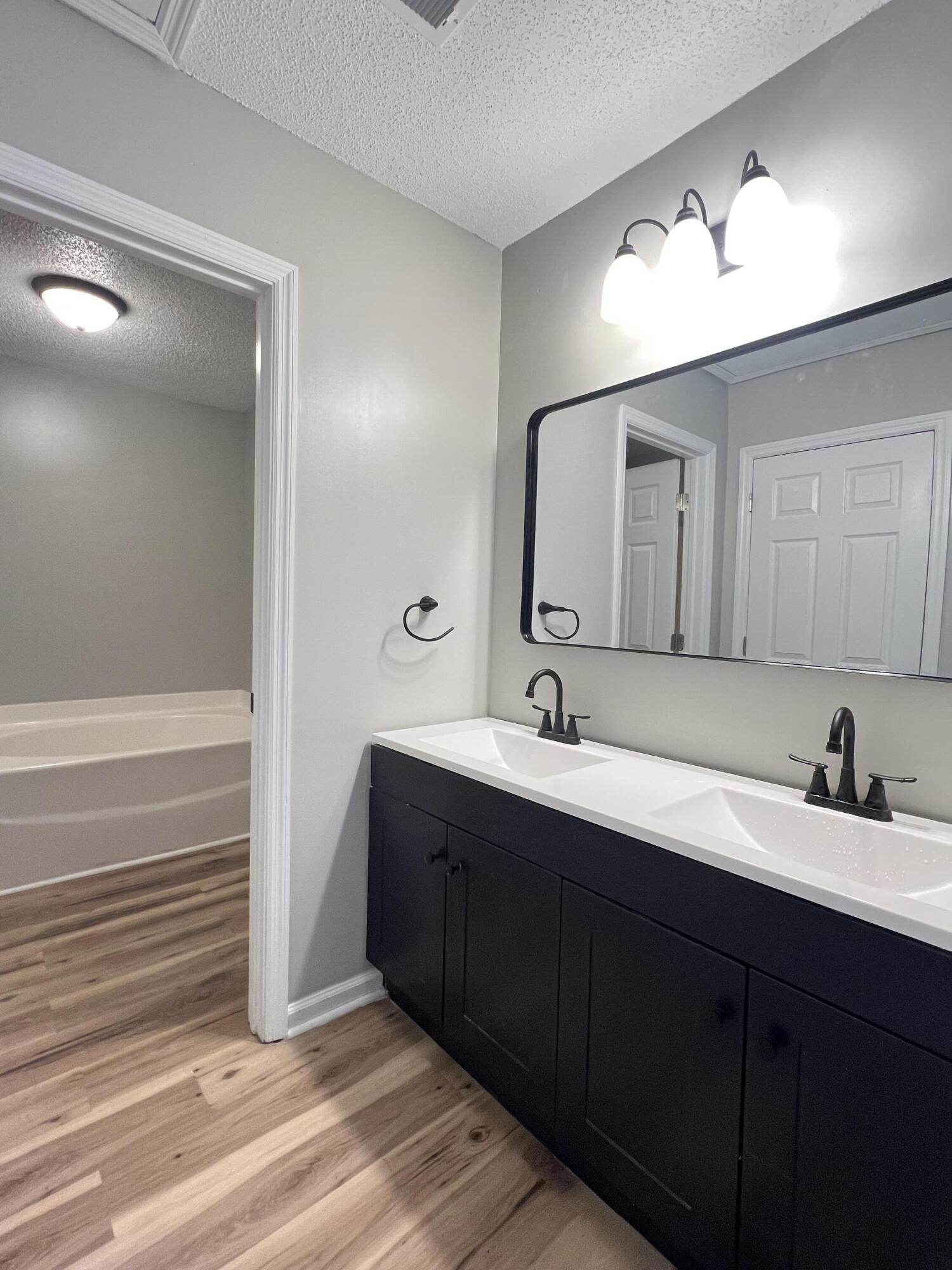 7943 Vermont Road North Charleston, SC 29418 - Photo 12 of 22 IMG_5748
