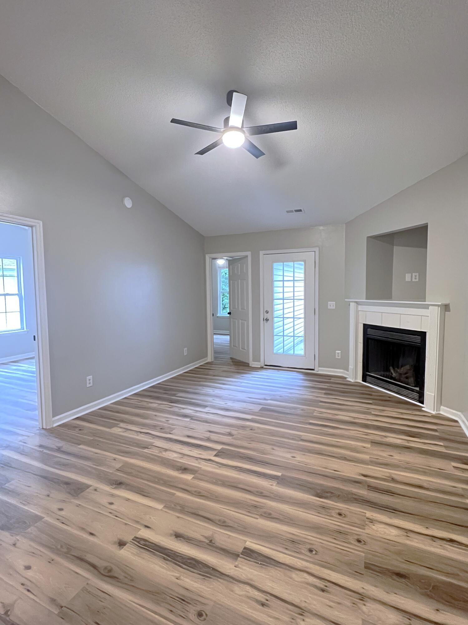 7943 Vermont Road North Charleston, SC 29418 - Photo 7 of 22 IMG_5754