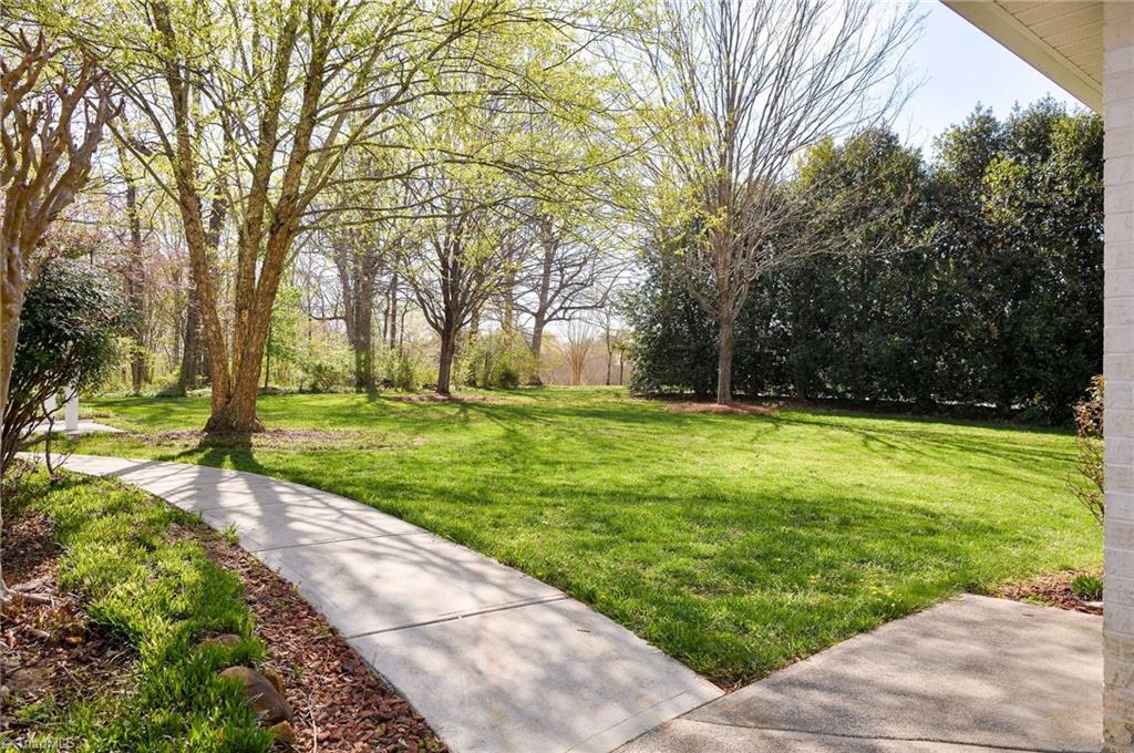 6398 Skylark Road Pfafftown, NC 27040 - Photo 28 of 34