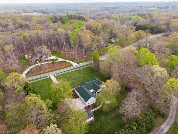 $600,000 | 6398 Skylark Road, Pfafftown, NC 27040