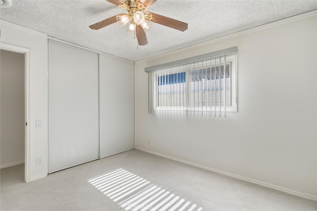 6820 Gross Avenue West Hills, CA 91307 - Photo 22 of 27 Second bedroom