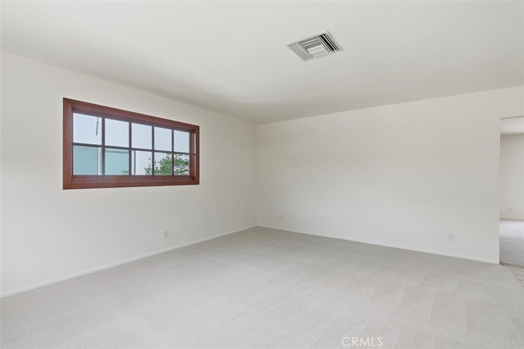 6820 Gross Avenue West Hills, CA 91307 - Photo 7 of 27 Front living room