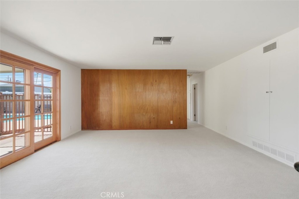 6820 Gross Avenue West Hills, CA 91307 - Photo 10 of 27 Second living area