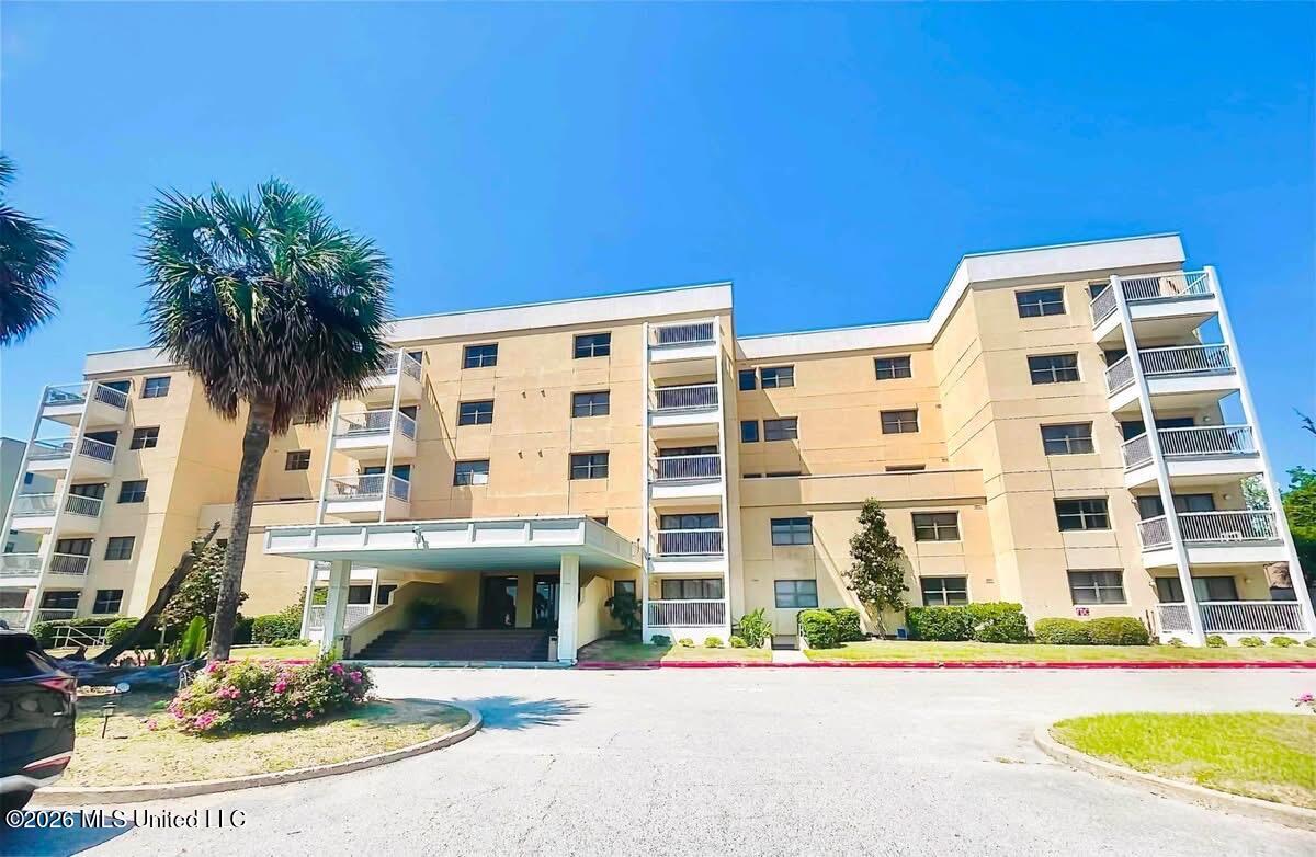 1130 Beach Boulevard, Unit 207 Biloxi, MS 39530 - Photo 1 of 19 front
