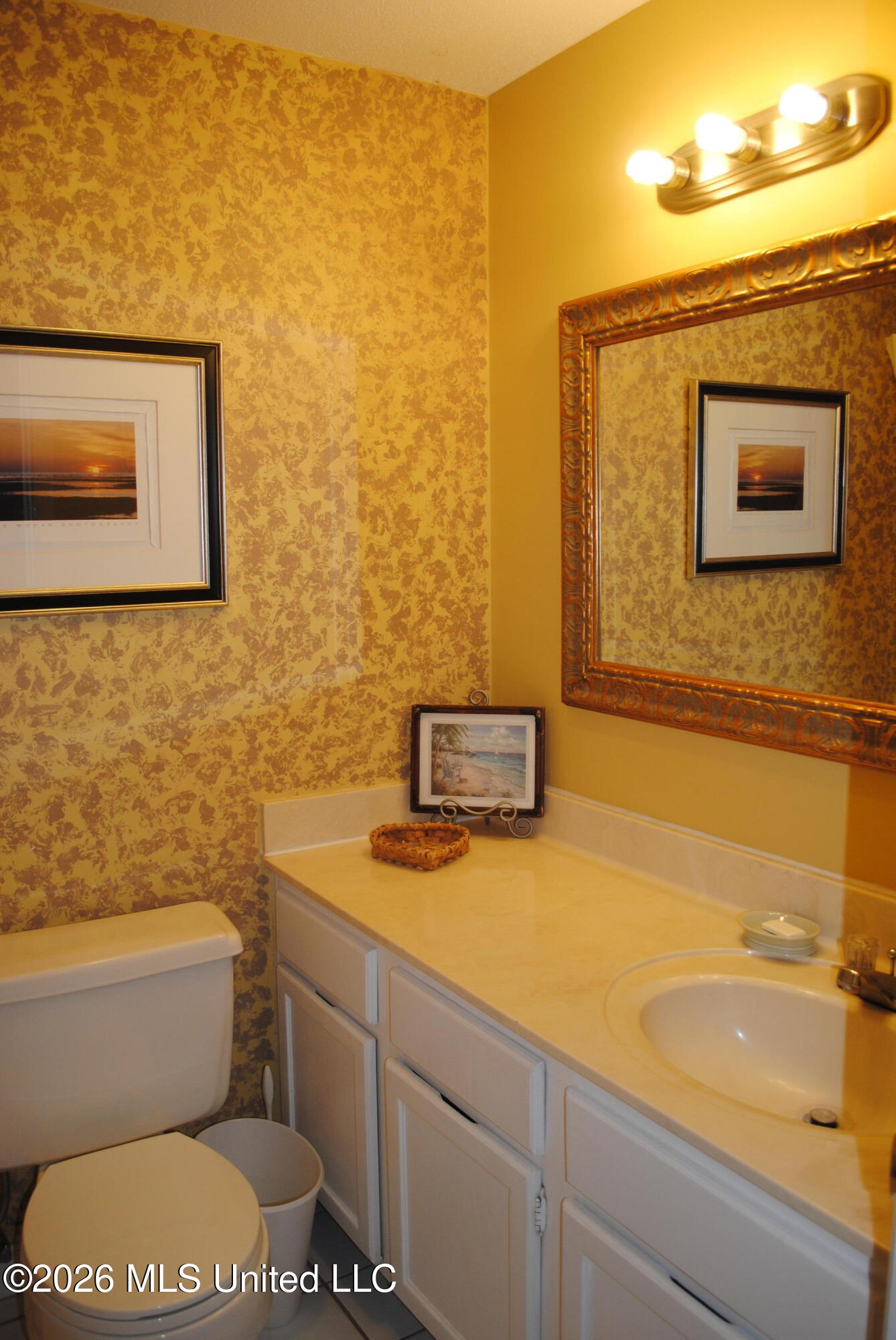 1130 Beach Boulevard, Unit 207 Biloxi, MS 39530 - Photo 16 of 19 DSC_4459-new