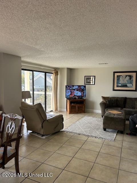 1130 Beach Boulevard, Unit 207 Biloxi, MS 39530 - Photo 5 of 19 IMG_9304