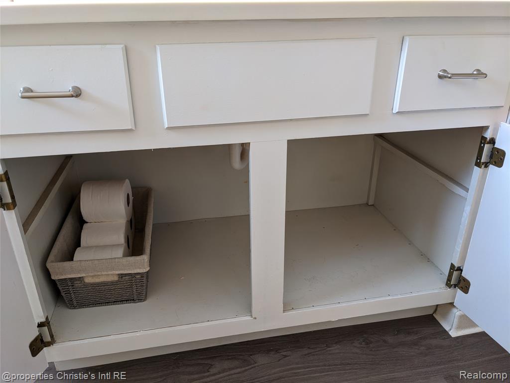1514 Normandy Road, Unit 203 Royal Oak, MI 48073 - Photo 21 of 29