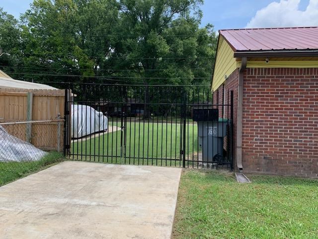 4833 Hodge Road Memphis, TN 38109 - Photo 15 of 22