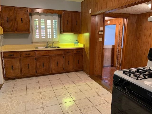 4833 Hodge Road Memphis, TN 38109 - Photo 5 of 22