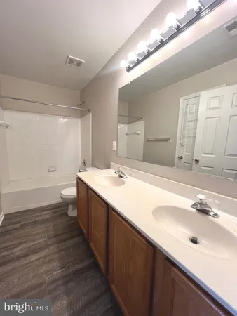 $2,650 | 15697 Palermo Terrace, Woodbridge, VA 22191