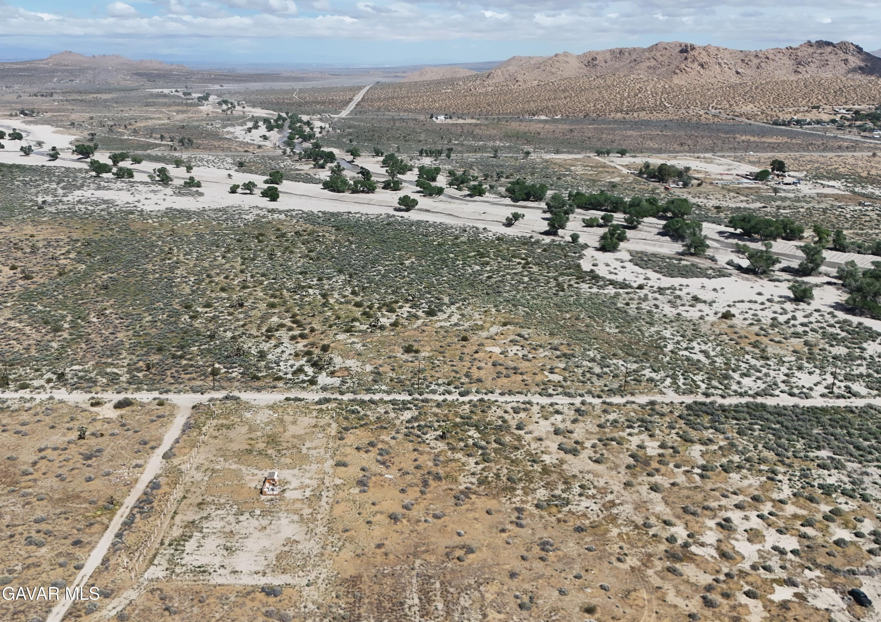 Avenue R Street East Palmdale, CA 93591 - Photo 2 of 13 02. DJI_20260402112134_0495_D