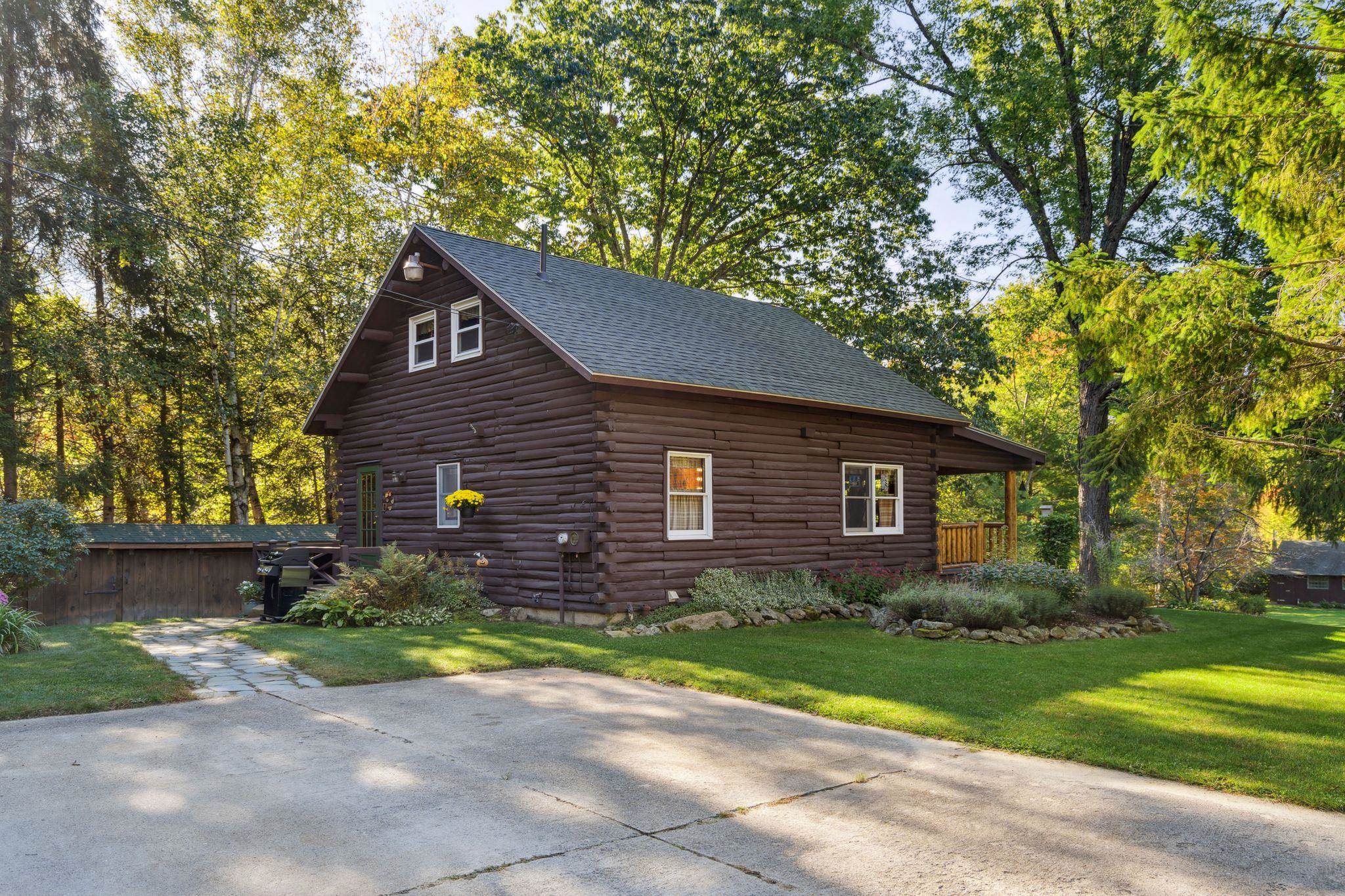 2 Laura Drive Rochester, NH 03867 - Photo 2 of 38