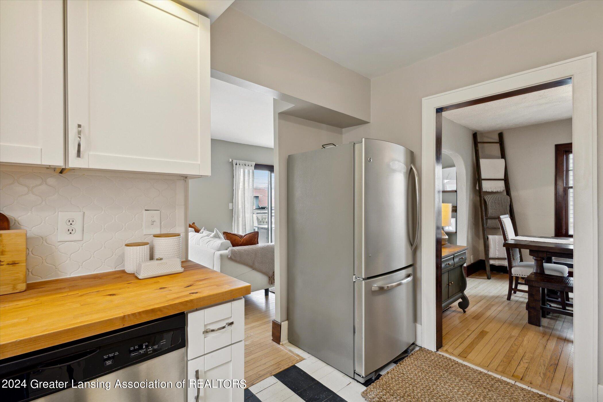 1718 Osborn Road Lansing, MI 48915 - Photo 16 of 40 24-24-1718-Osborn-Rd-Lansing-MI-48915-Wi