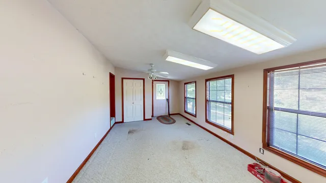 $265,000 | 115 Lake Shore Drive, Pikeville, TN 37367