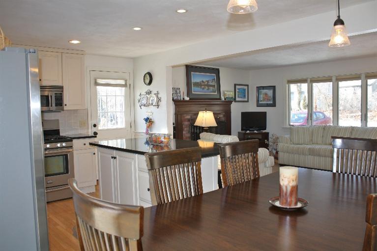 12 Melbourne Road Hyannis, MA 02601 - Photo 8 of 35 Additional Photo
