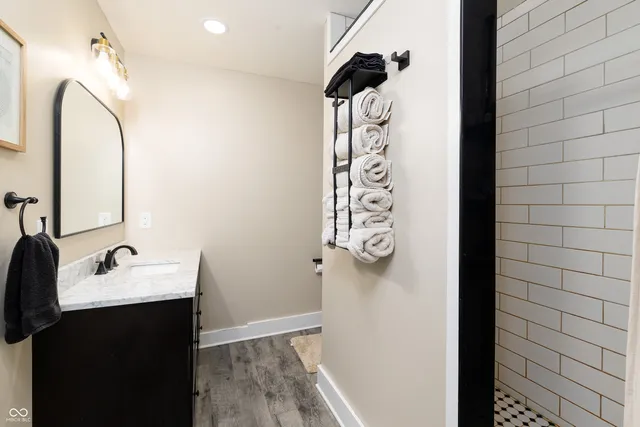 $433,800 | 5417 East 300 North, Windfall, IN 46076