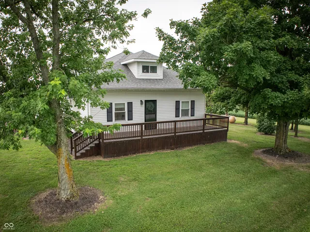 $433,800 | 5417 East 300 North, Windfall, IN 46076