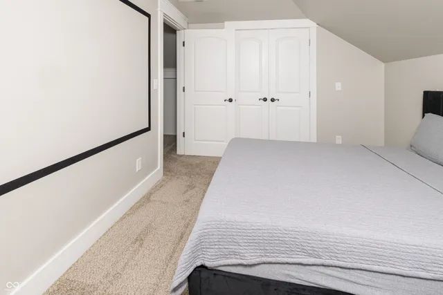 $433,800 | 5417 East 300 North, Windfall, IN 46076