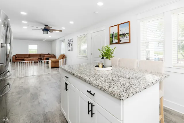 $433,800 | 5417 East 300 North, Windfall, IN 46076