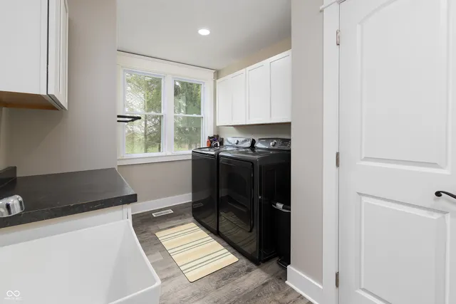 $433,800 | 5417 East 300 North, Windfall, IN 46076