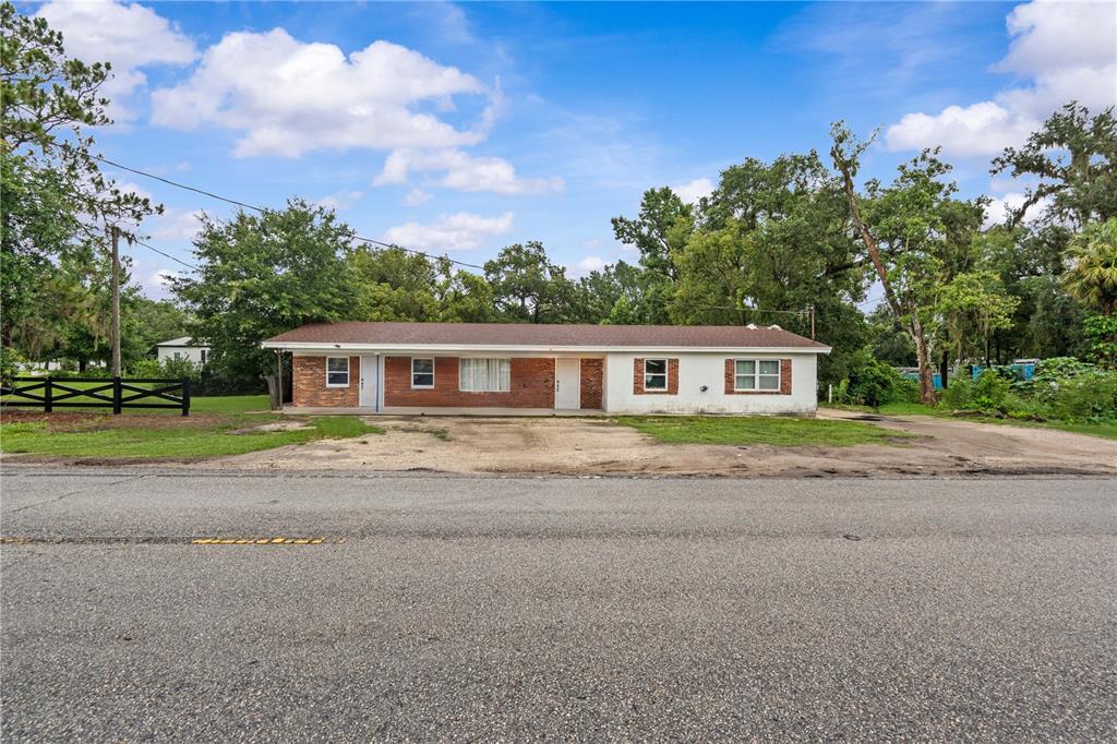 13002 East Wheeler Road Dover, FL 33527 - Photo 1 of 1